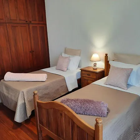 Dr. Cabral Barreto Semesterbostad Ponta do Sol (Madeira)