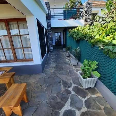 Dr. Cabral Barreto * Понта-ду-Сол