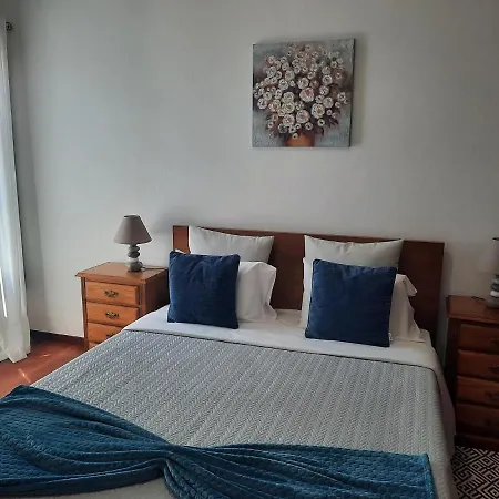 Dr. Cabral Barreto Semesterbostad *