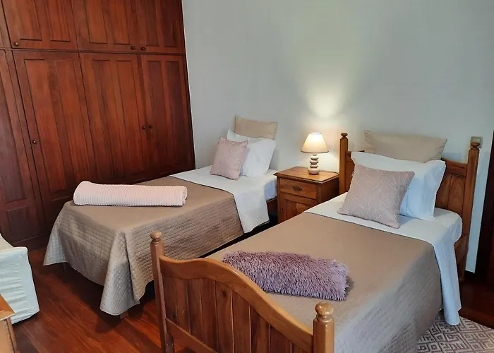 Dr. Cabral Barreto Hébergement de vacances Ponta do Sol (Madeira)